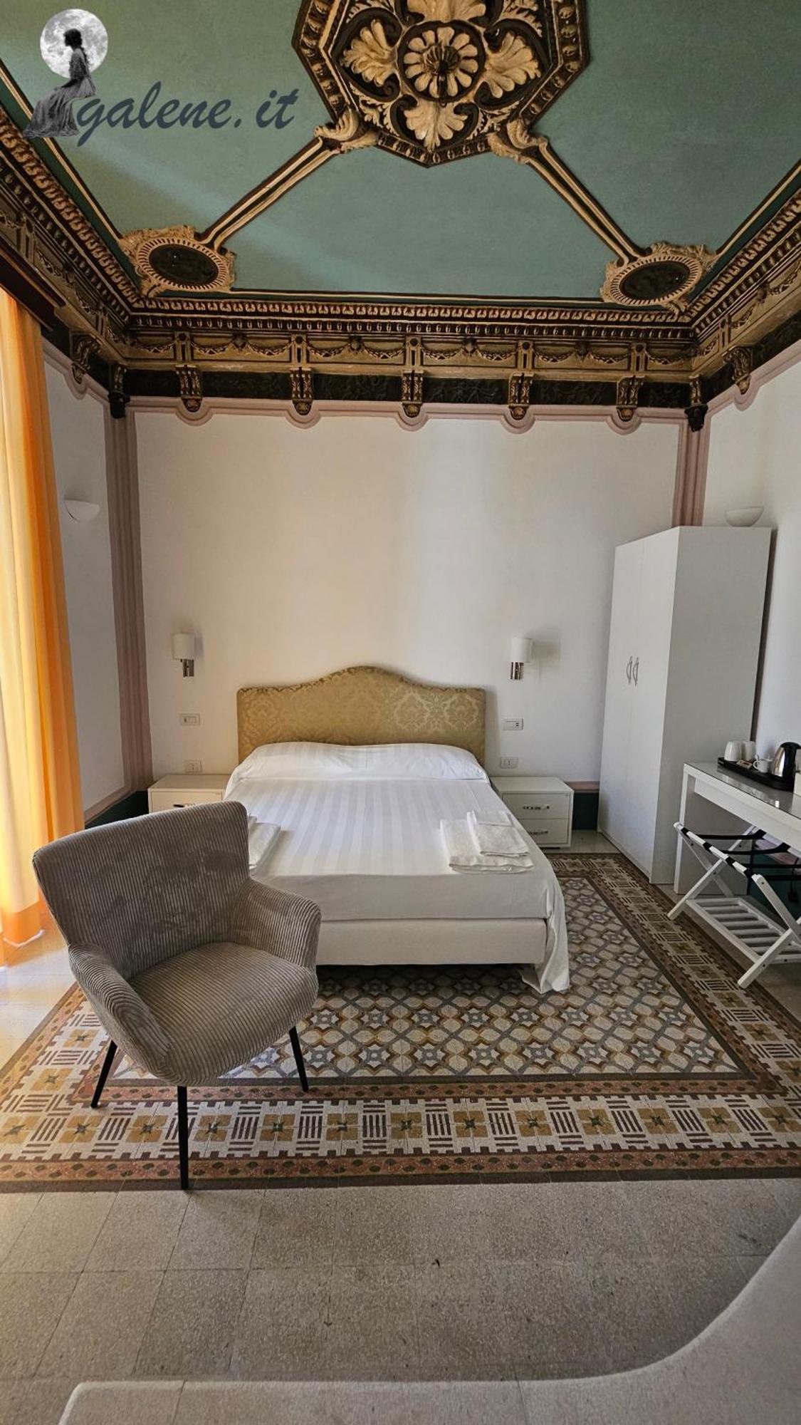 Galene - Beachfront In Costa D'Amalfi Maiori Εξωτερικό φωτογραφία
